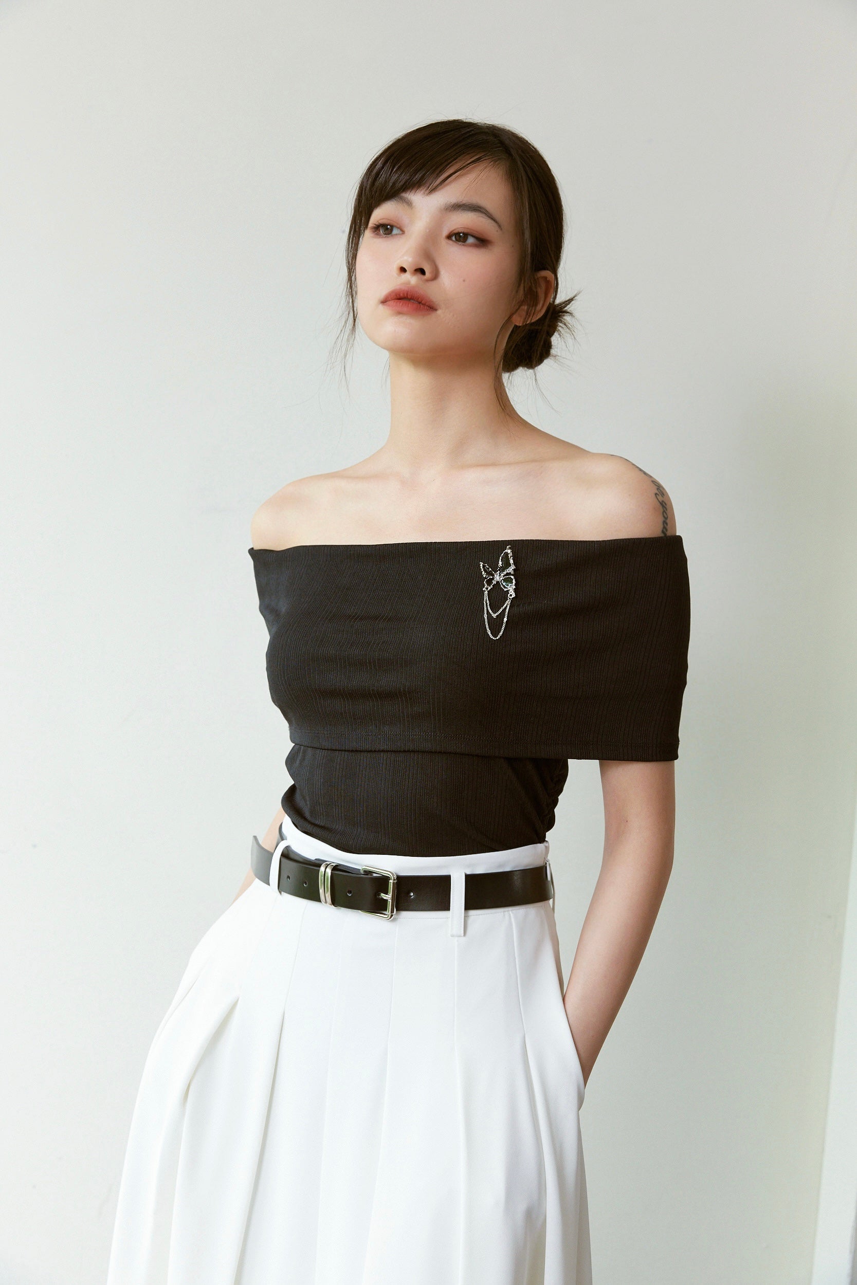 Intention Acetate Off The Shoulder Top