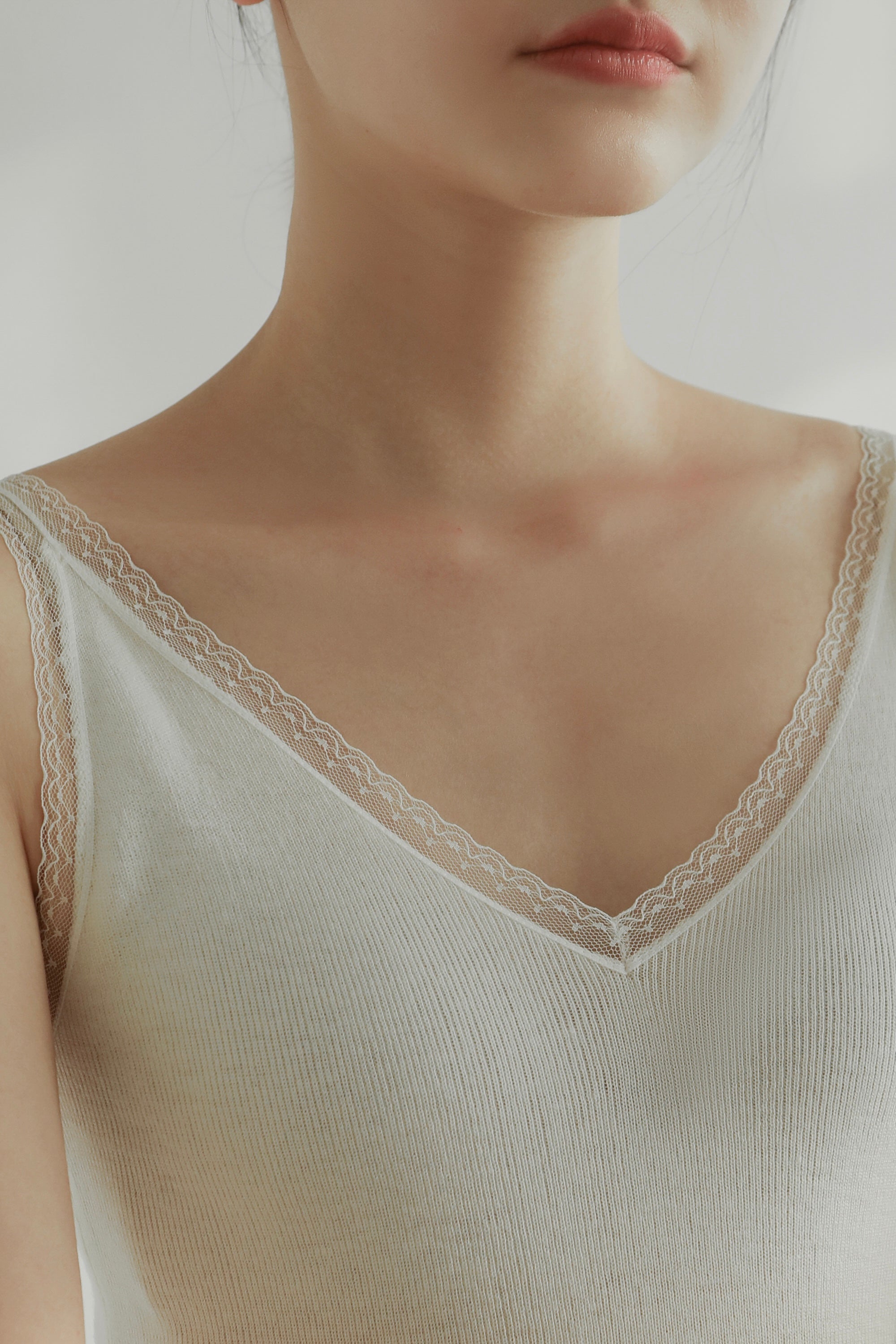 Soft Moment Cashmere And Wool Blend Tank - White