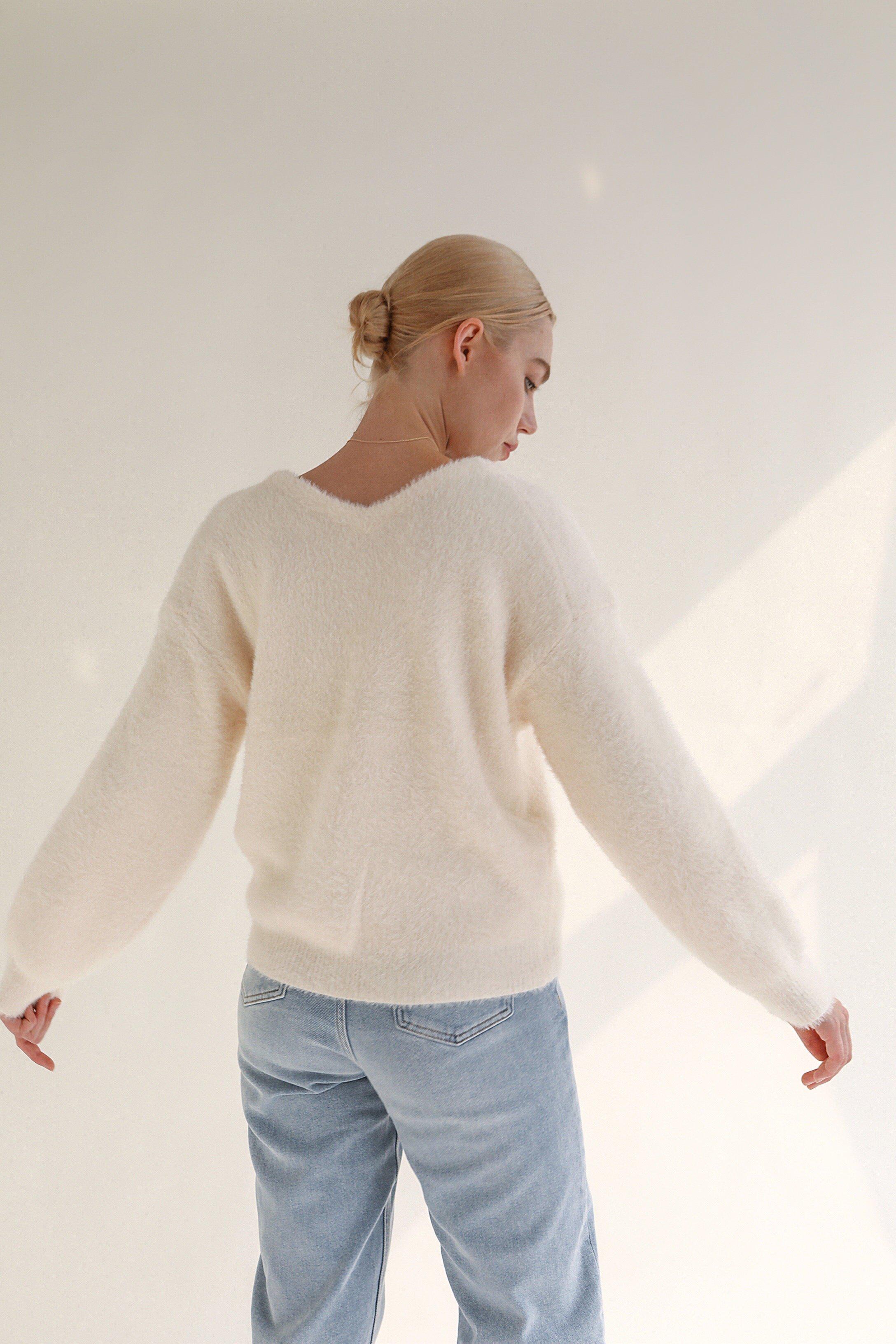 Gentle Lover Sweater - White