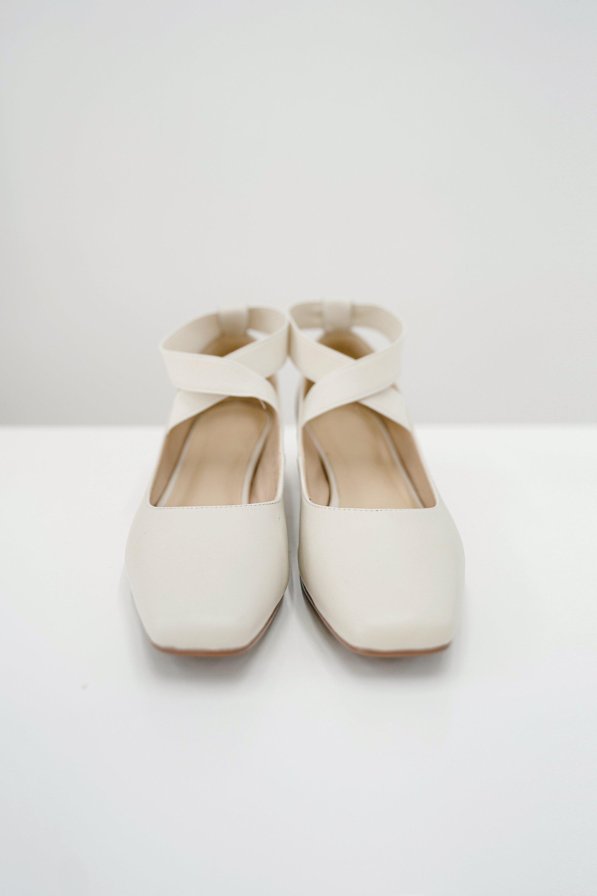 Charlotte Leather Pumps - White