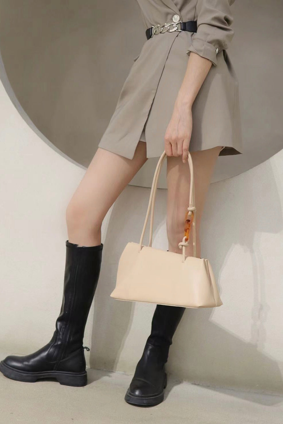 Zella Leather Shoulder Bag - Creamy